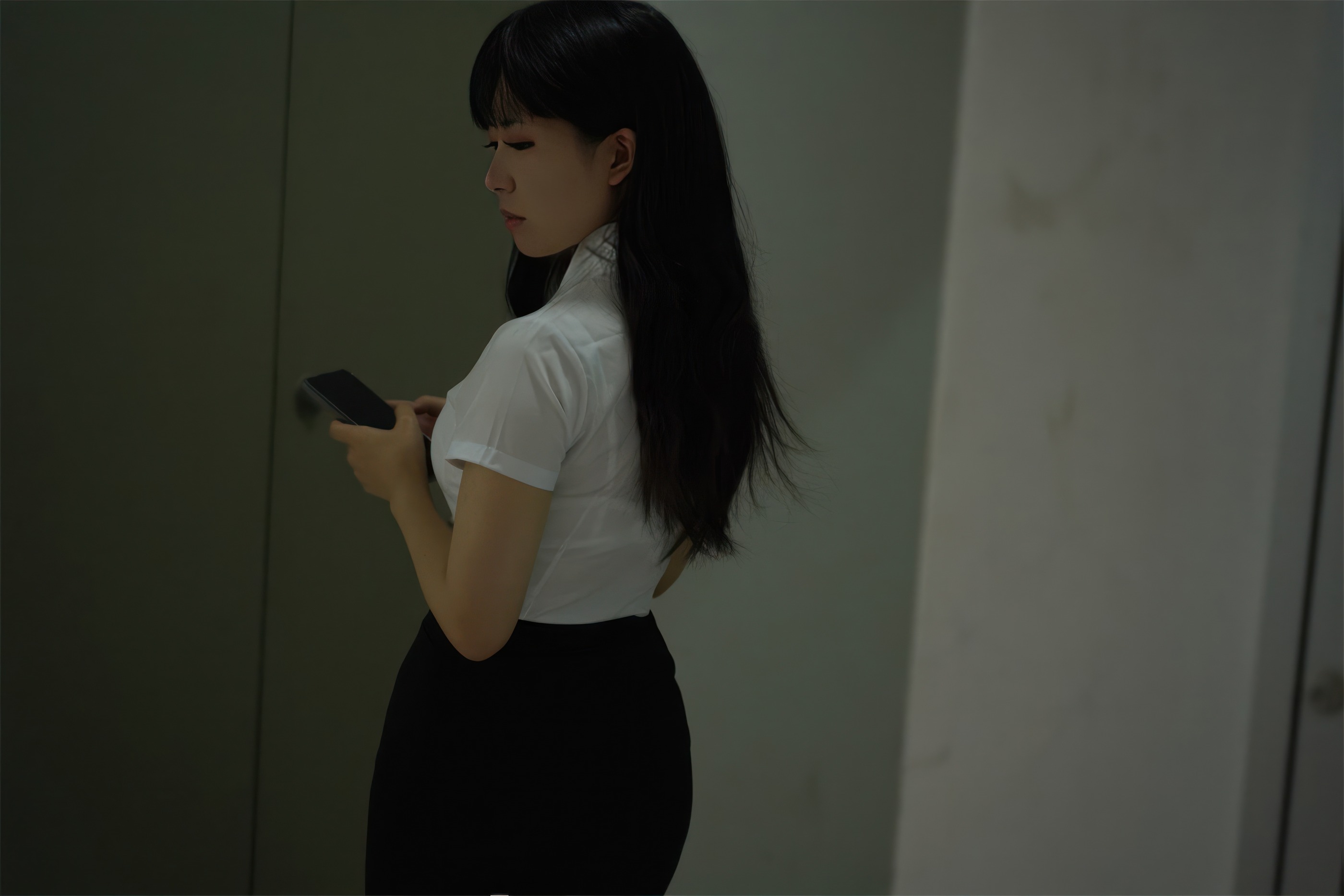 图片[1]-虎森森 – NO.021 下班后的OL[70P]-XikXak